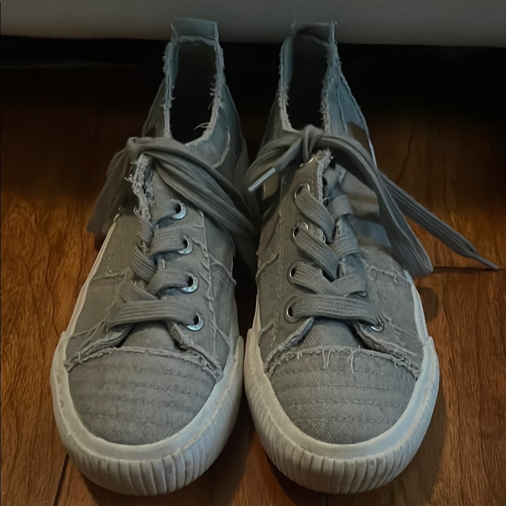 Gray Blowfish Sneakers - Size 8